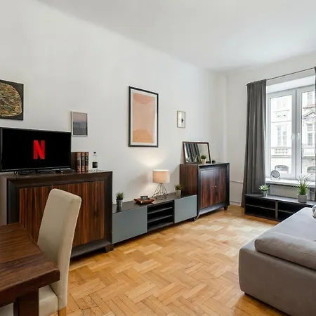 Golden - Great Location - - Freta شقة