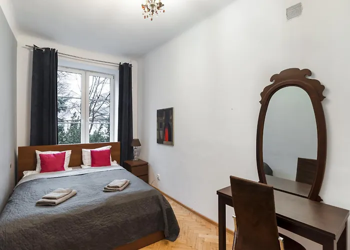 Urban Chic - Great Location- * Warschau